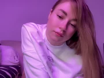 female cam girl strawberryjamx image #3049101