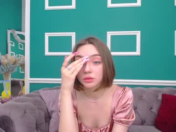 female cam girl adelewilson__ image #728043