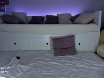 female cam girl roxy_blue_eyed_ image #1258388