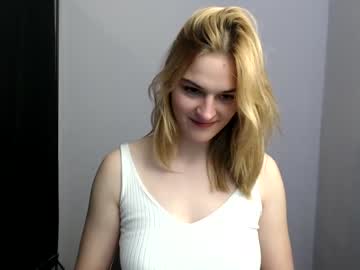 female cam girl tara_mony image #1698711