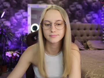 female cam girl angeellina image #2913945