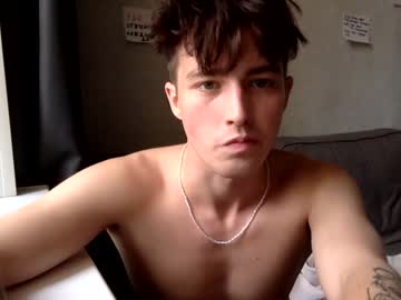 female cam man nonrelevant01 image #2797