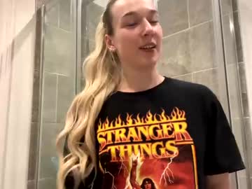 female cam girl emily_fox_official image #3187780