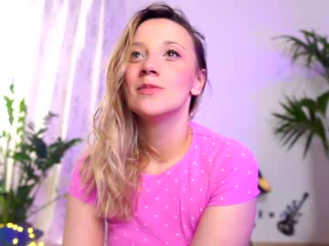 female cam girl juicyandthepussyblvd image #1402081