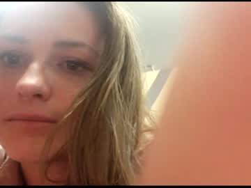 female cam girl sweetcherriepy image #2106987