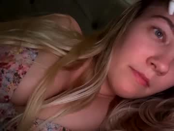 female cam girl mariah95 image #2114029