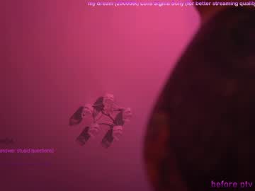 female cam girl kronniekray image #853499