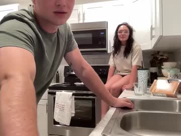 female cam couple jamesandlivgolive image #3934668