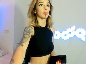 female cam girl hotfallingdevil image #3269816