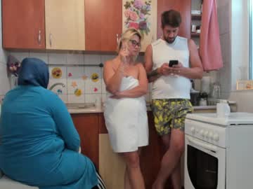 female cam couple iuliana32 image #101671