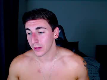 female cam man zach_rhyder image #2443620