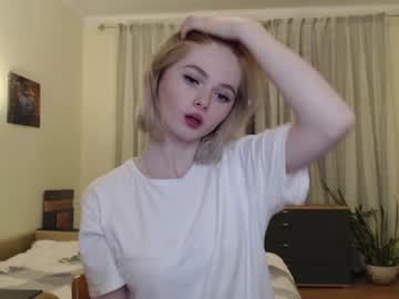 female cam girl yvaine777 image #839759