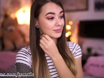 female cam girl katekanexx image #622353