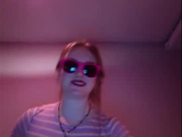female cam girl kelleela image #3474119