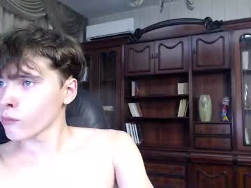 female cam man kyle_is_dreams image #2467463
