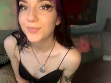 sylvyybaby  webcam