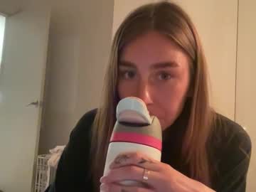 akinkykittyy  female  webcam