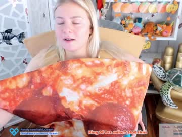female cam girl asiri_ocean image #230074