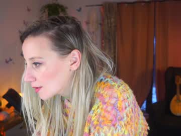 female cam girl juicyandthepussyblvd image #3640108
