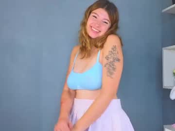 female cam girl flirtnsmirkk image #4036640