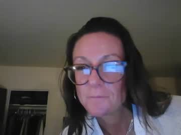 female cam girl missmelisateaches image #3998075