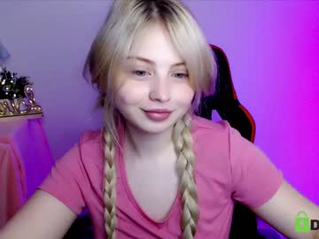 female cam girl shy_blondiee image #3875055