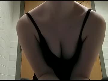 rosieblushx  female  webcam