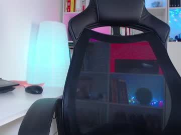 female cam girl motorboat_me image #3799536