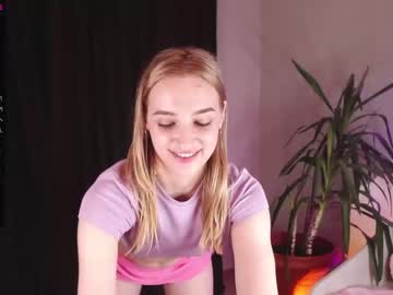 female cam girl molly__onemoon image #3607077