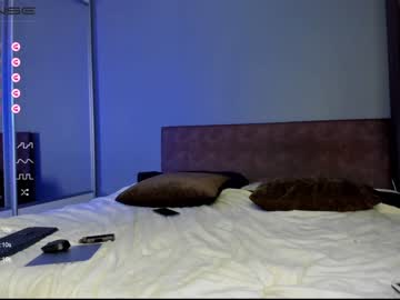 female cam couple slemgem image #2369890
