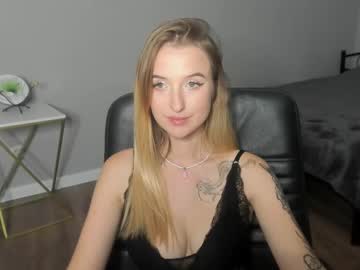 female cam couple w0w_effy image #3945395