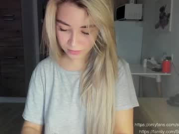 female cam girl sun_shine_baby image #2081763