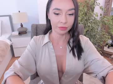 squirtbetty  female  webcam