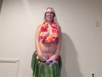 female cam girl mariah95 image #396260