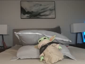 female cam couple ari_lovexo image #2542949