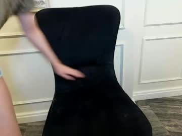female cam girl ehotlovea image #1027358