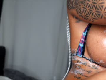 female cam girl dee_waters image #3687446