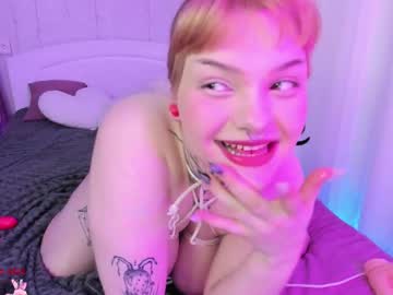 female cam girl betty__m00n image #4073545