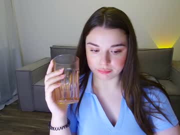 female cam girl tutti_frutti_ image #2680743