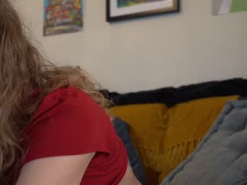 female cam girl sistinehashands image #3142454