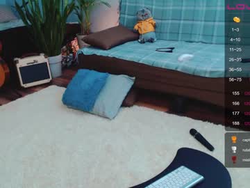 female cam couple bananya_kitty image #1833835
