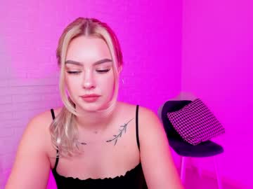 female cam girl 8a8y_nura image #943791