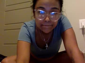 female cam girl rleah832 image #4024050