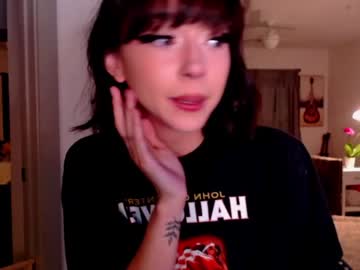 female cam couple sofiaswetdreams image #2413577