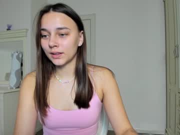 female cam girl eleonora_linn image #2668421