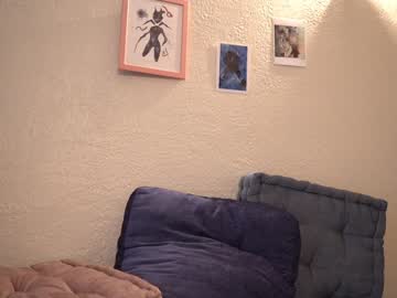 female cam girl sistinehashands image #2811698
