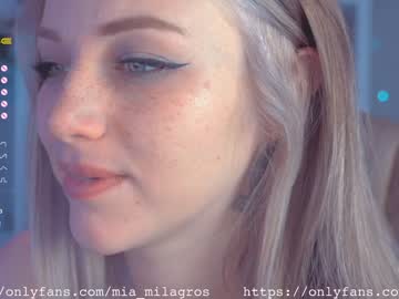 female cam girl mia_milagros image #998533