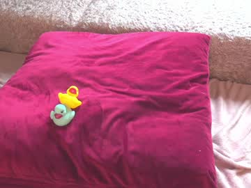 female cam girl xtina__ image #2330363