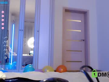 female cam girl small_blondee image #3397946