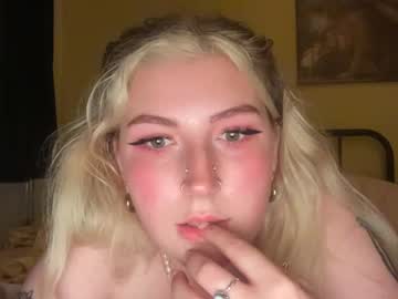 female cam girl lulababy23 image #4019061